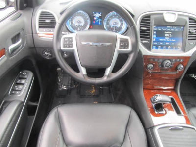 2012 Chrysler 300  Limited