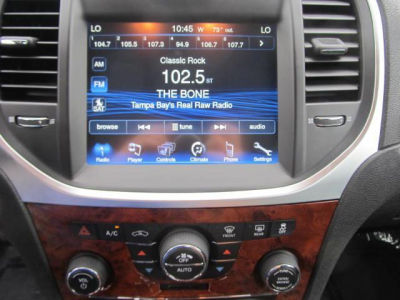 2012 Chrysler 300  Limited