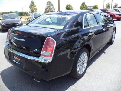 2011 Chrysler 300  Limited