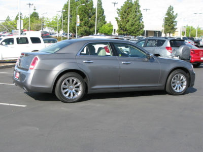 2012 Chrysler 300  Limited