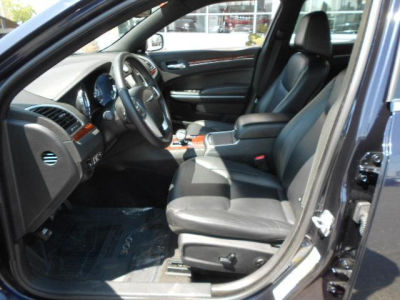 2012 Chrysler 300  Limited