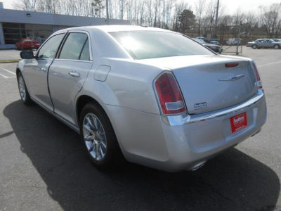 2012 Chrysler 300  Limited