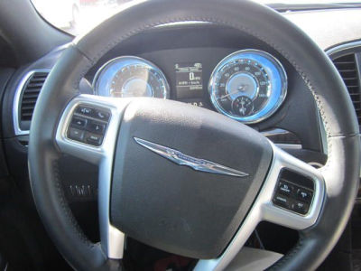2011 Chrysler 300  Limited