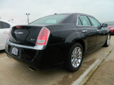 2012 Chrysler 300  Limited