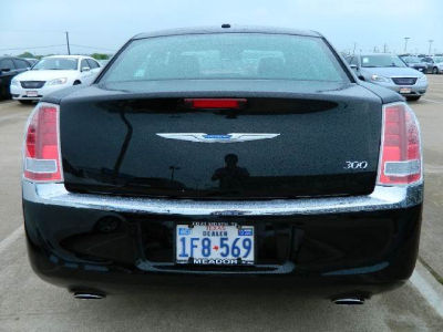 2012 Chrysler 300  Limited