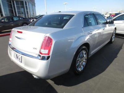 2012 Chrysler 300  Limited