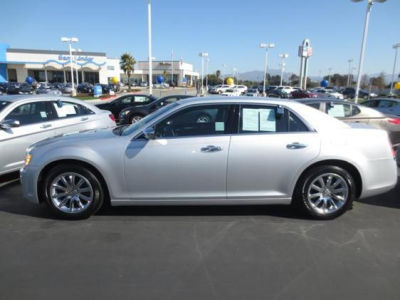 2012 Chrysler 300  Limited