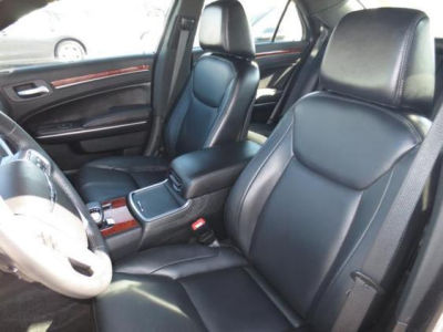 2012 Chrysler 300  Limited