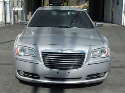 2012 Chrysler 300  Limited