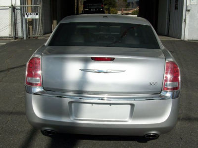 2012 Chrysler 300  Limited