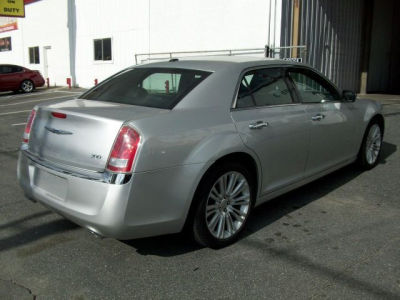 2012 Chrysler 300  Limited
