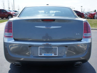 2011 Chrysler 300  Limited