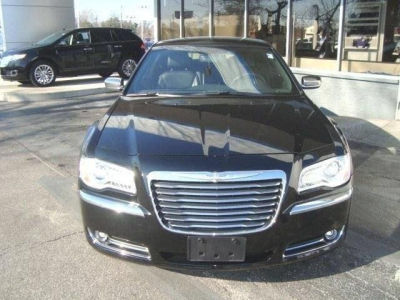 2012 Chrysler 300  Limited