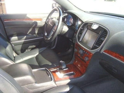 2012 Chrysler 300  Limited