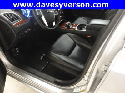 2012 Chrysler 300  Limited