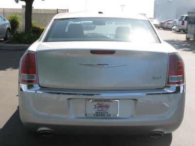 2012 Chrysler 300  Limited