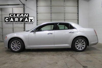 2012 Chrysler 300  Limited