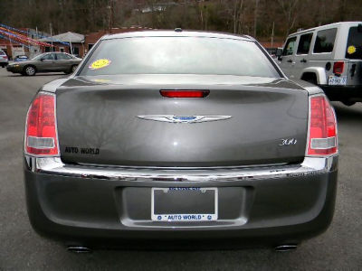 2012 Chrysler 300