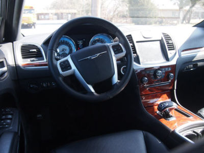 2012 Chrysler 300  Limited