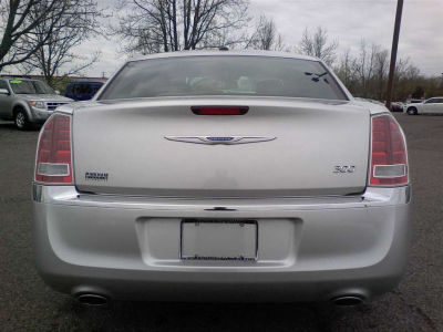 2012 Chrysler 300  Limited
