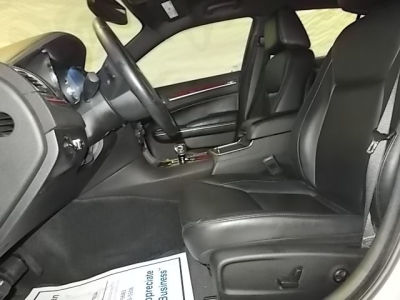 2012 Chrysler 300  Limited