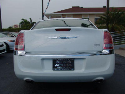 2013 Chrysler 300  Base