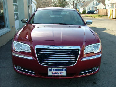 2012 Chrysler 300  Limited