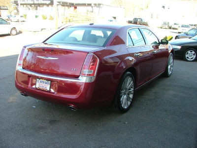 2012 Chrysler 300  Limited