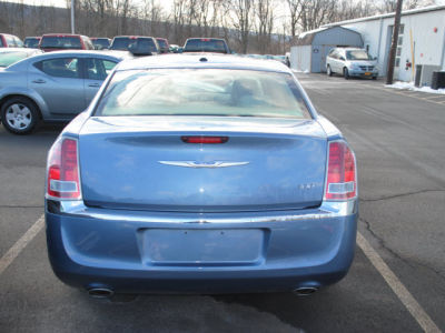 2011 Chrysler 300  Limited