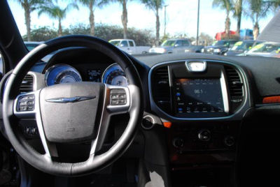 2012 Chrysler 300  Limited