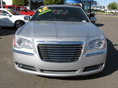 2012 Chrysler 300  Limited