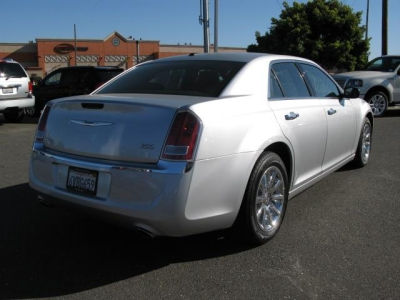 2012 Chrysler 300  Limited