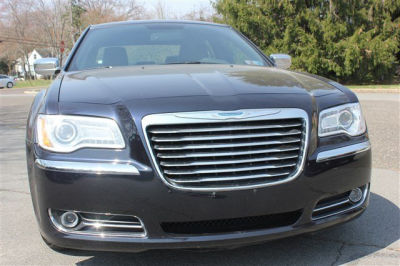 2012 Chrysler 300  Limited