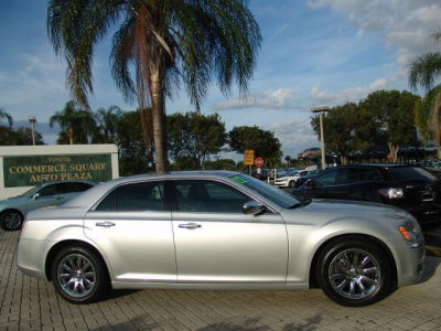 2012 Chrysler 300  Limited