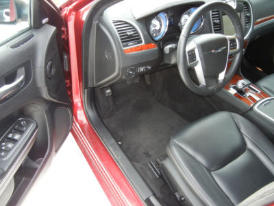 2012 Chrysler 300  Limited