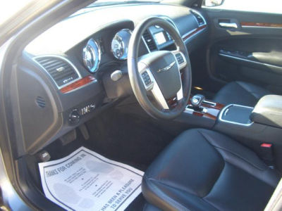 2012 Chrysler 300  Limited