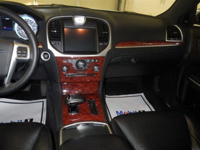 2012 Chrysler 300  Limited