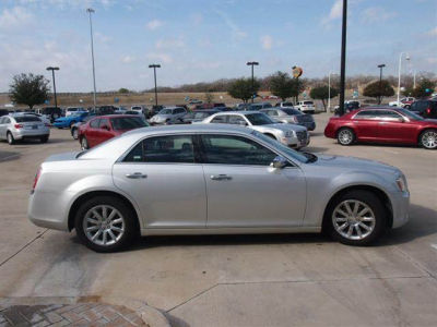 2012 Chrysler 300  Limited