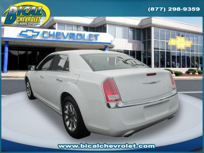 2012 Chrysler 300  Limited