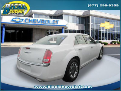2012 Chrysler 300  Limited