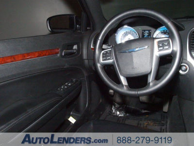 2012 Chrysler 300  Limited