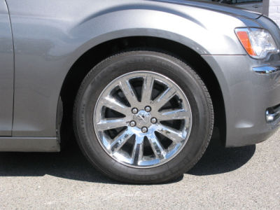 2012 Chrysler 300  Limited