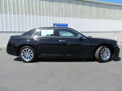 2012 Chrysler 300  Limited