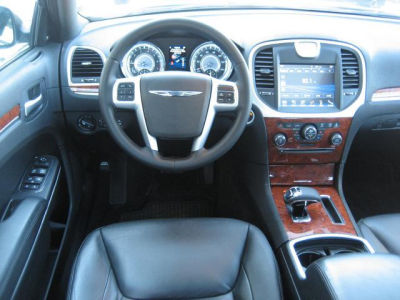 2012 Chrysler 300  Limited