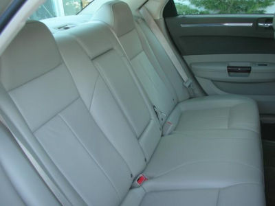 2010 Chrysler 300  Limited