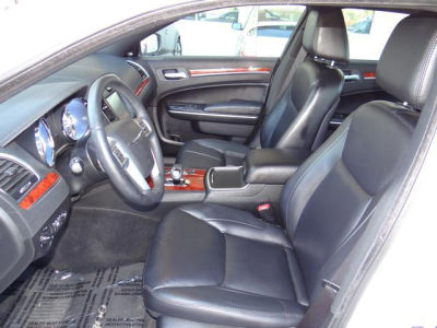 2012 Chrysler 300  Limited