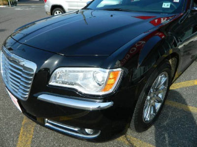 2012 Chrysler 300  Limited