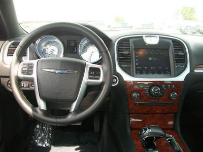 2012 Chrysler 300  Limited