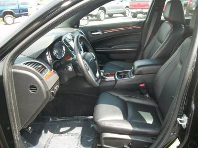 2012 Chrysler 300  Limited