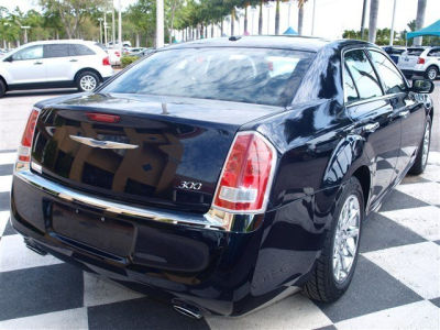 2012 Chrysler 300  Limited